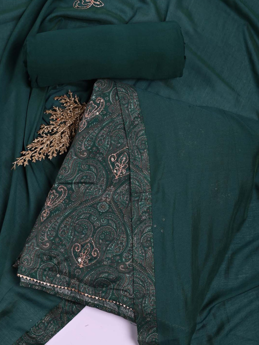 Meena Bazaar Ethnic Motifs Printed Sequinned Art Silk Unstitched Dress Material, Green
Meena Bazaar Ethnic Motifs Printed Sequinned Art Silk Unstitched Dress Material, Green