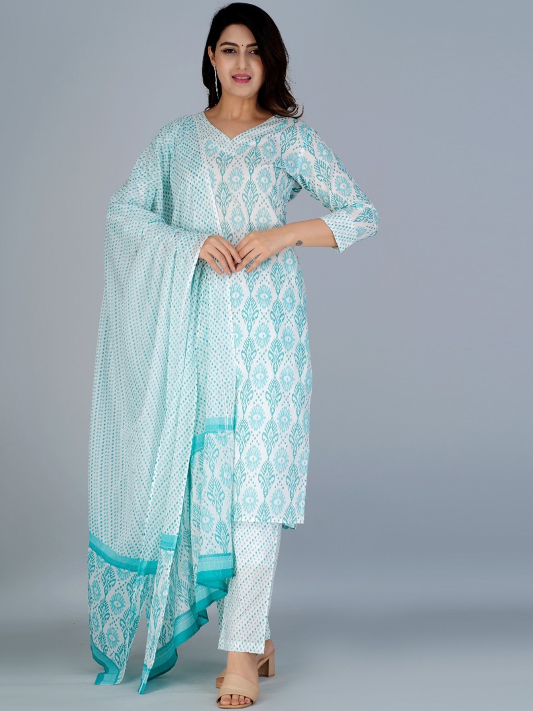 KALINI Ethnic Motifs Printed Pure Cotton Kurta & Trousers With Dupatta, Turquoise blue
KALINI Ethnic Motifs Printed Pure Cotton Kurta & Trousers With Dupatta, Turquoise blue