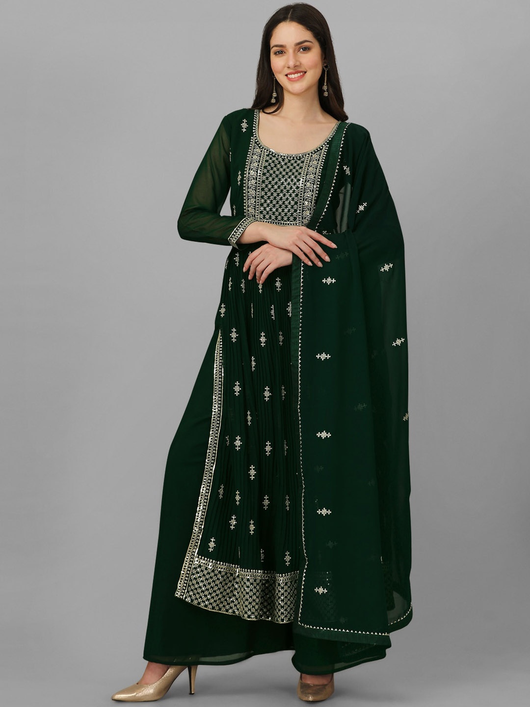 Nivah Fashion Ethnic Motifs Embroidered Sequinned Kurta With Palazzos & Dupatta, Green
Nivah Fashion Ethnic Motifs Embroidered Sequinned Kurta With Palazzos & Dupatta, Green