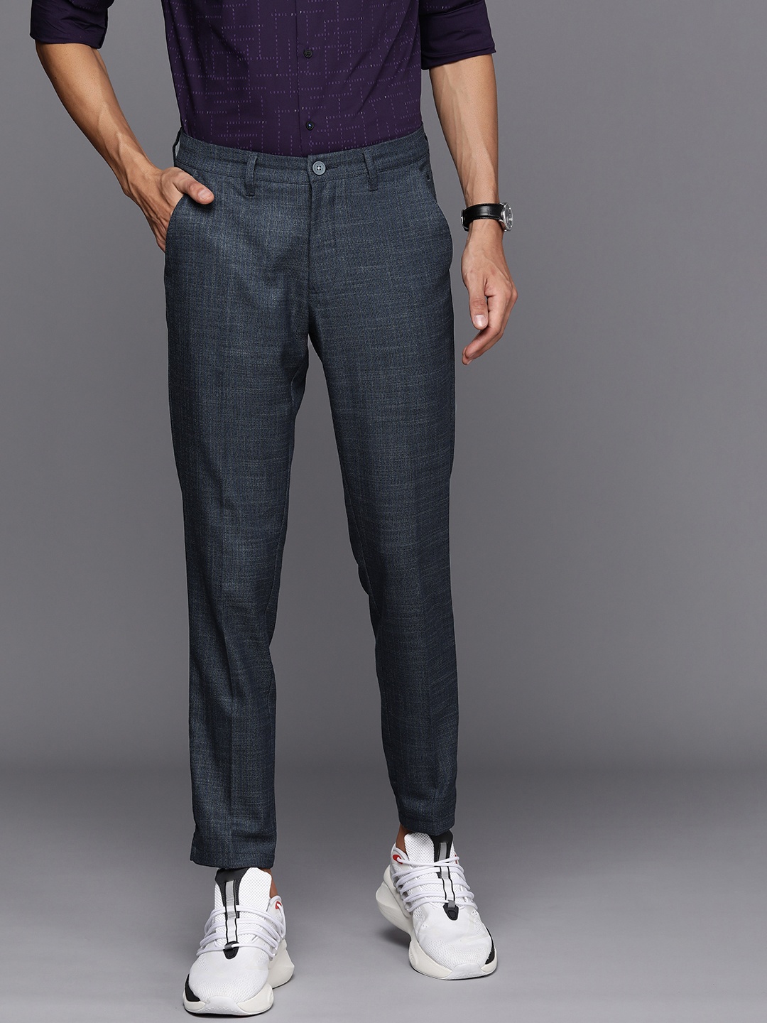 Louis Philippe Ath Work Men Self Design Checked Tapered Fit Semiformal Trousers, Grey
Louis Philippe Ath Work Men Self Design Checked Tapered Fit Semiformal Trousers, Grey