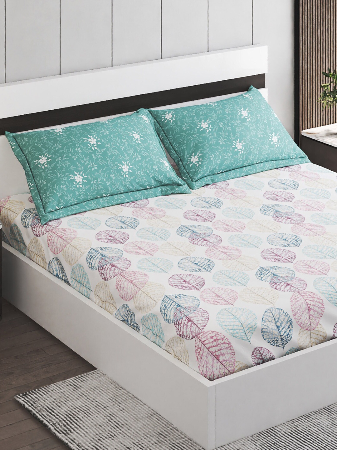 Home Centre Corsica Green Ethnic Motifs 144 TC Fitted Queen Bedsheet & 2 Pillow Covers
Home Centre Corsica Green Ethnic Motifs 144 TC Fitted Queen Bedsheet & 2 Pillow Covers