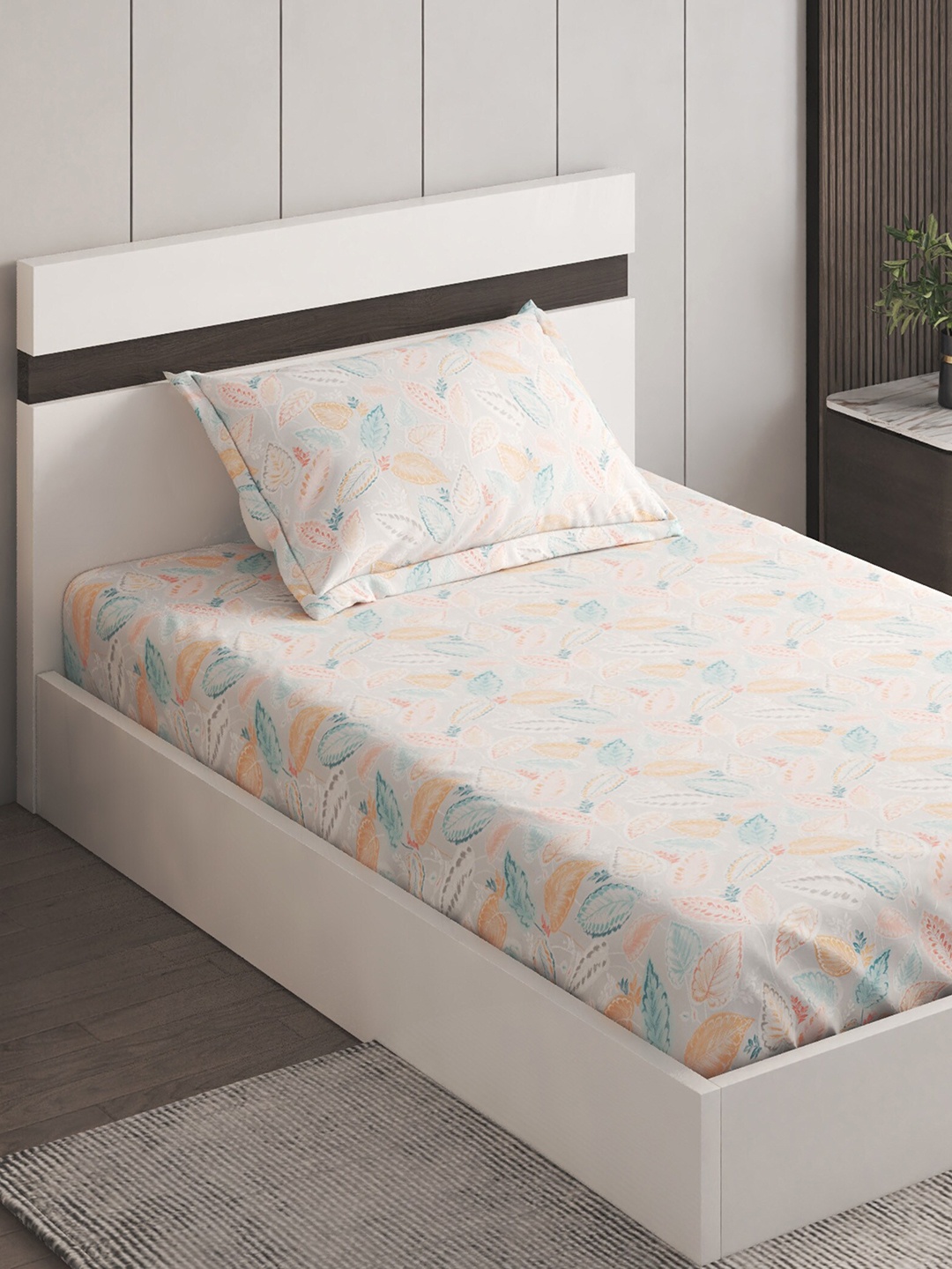 Home Centre Dallas Blue Floral 180 TC Fitted Cotton Single Bedsheet With 1 Pillow Cover
Home Centre Dallas Blue Floral 180 TC Fitted Cotton Single Bedsheet With 1 Pillow Cover