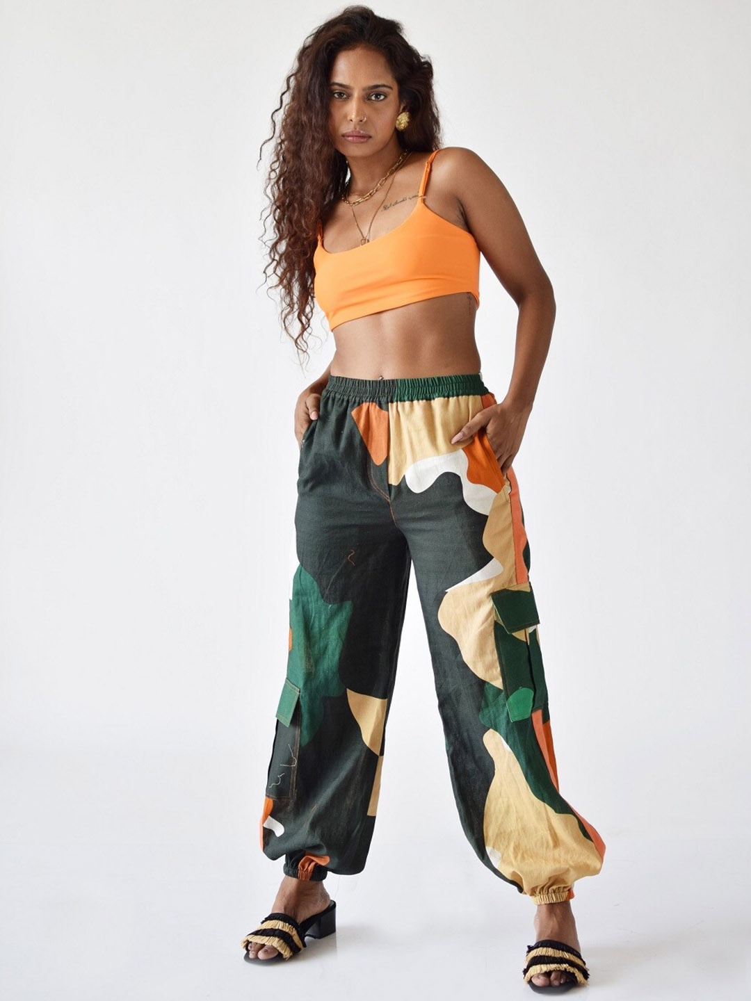 MISSY Women Abstract Printed Relaxed Straight Leg Straight Fit High-Rise Joggers, Green
MISSY Women Abstract Printed Relaxed Straight Leg Straight Fit High-Rise Joggers, Green
