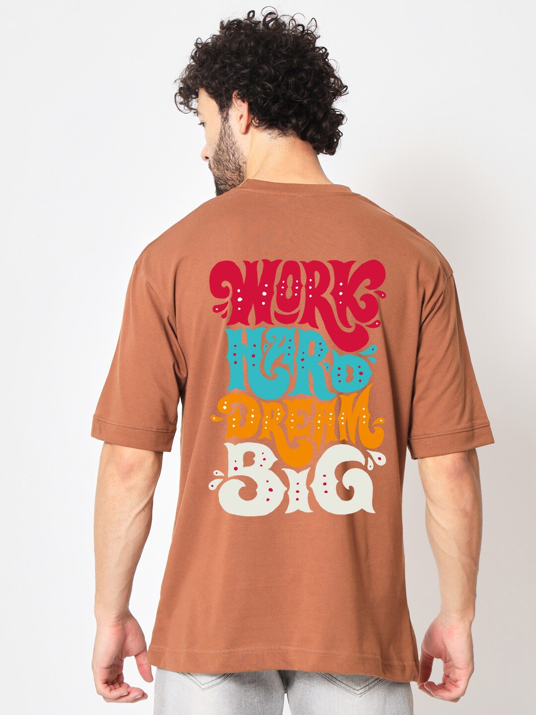 Imsa Moda Typography Printed Drop-Shoulder Sleeves Cotton Oversized Longline T-shirt, Coffee brown
Imsa Moda Typography Printed Drop-Shoulder Sleeves Cotton Oversized Longline T-shirt, Coffee brown