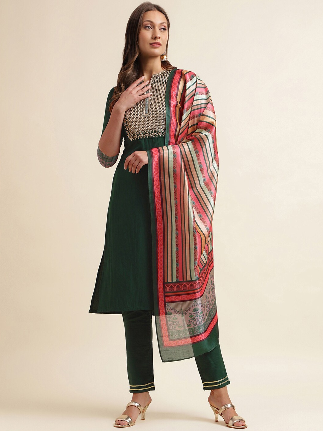 KALINI Ethnic Motifs Yoke Design Sequinned Work Kurta With Trousers & Dupatta, Green
KALINI Ethnic Motifs Yoke Design Sequinned Work Kurta With Trousers & Dupatta, Green