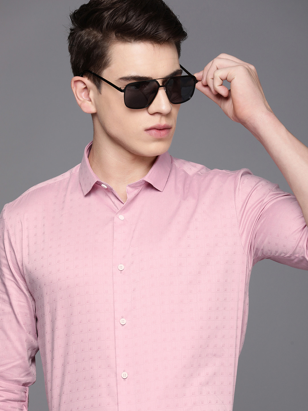 Louis Philippe Ath.Work Super Slim Fit Opaque Printed Formal Shirt, Pink
Louis Philippe Ath.Work Super Slim Fit Opaque Printed Formal Shirt, Pink