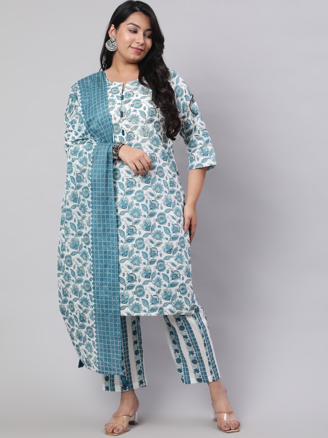 Jaipur Kurti Plus Size Blue Floral Printed Regular Kurta with Trousers & With Dupatta, Turquoise blue
Jaipur Kurti Plus Size Blue Floral Printed Regular Kurta with Trousers & With Dupatta, Turquoise blue