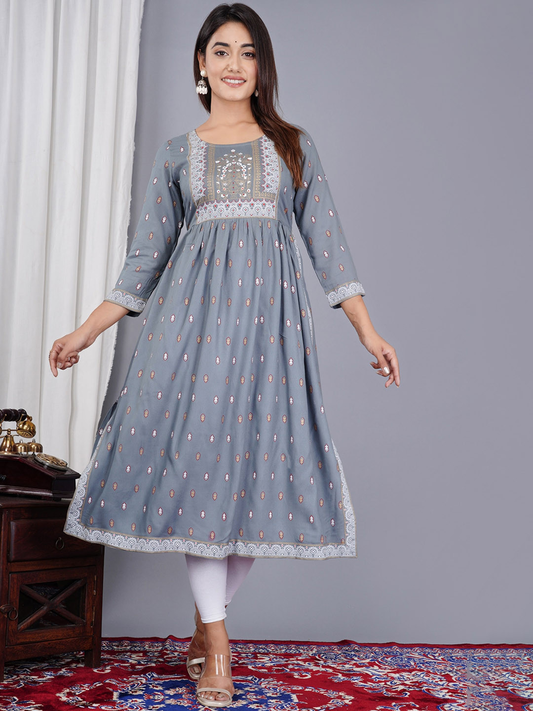 SkyaSia Floral Printed Pleated Straight Kurta, Grey
SkyaSia Floral Printed Pleated Straight Kurta, Grey