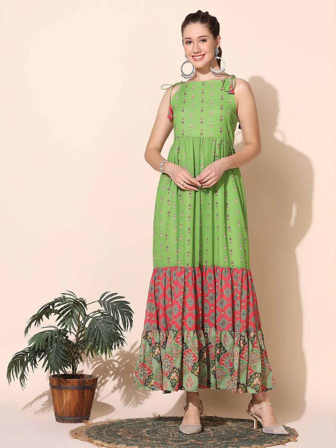 FASHION DREAM Ethnic Motifs Printed Shoulder Straps Tiered Fit & Flare Maxi Dress, Green
FASHION DREAM Ethnic Motifs Printed Shoulder Straps Tiered Fit & Flare Maxi Dress, Green