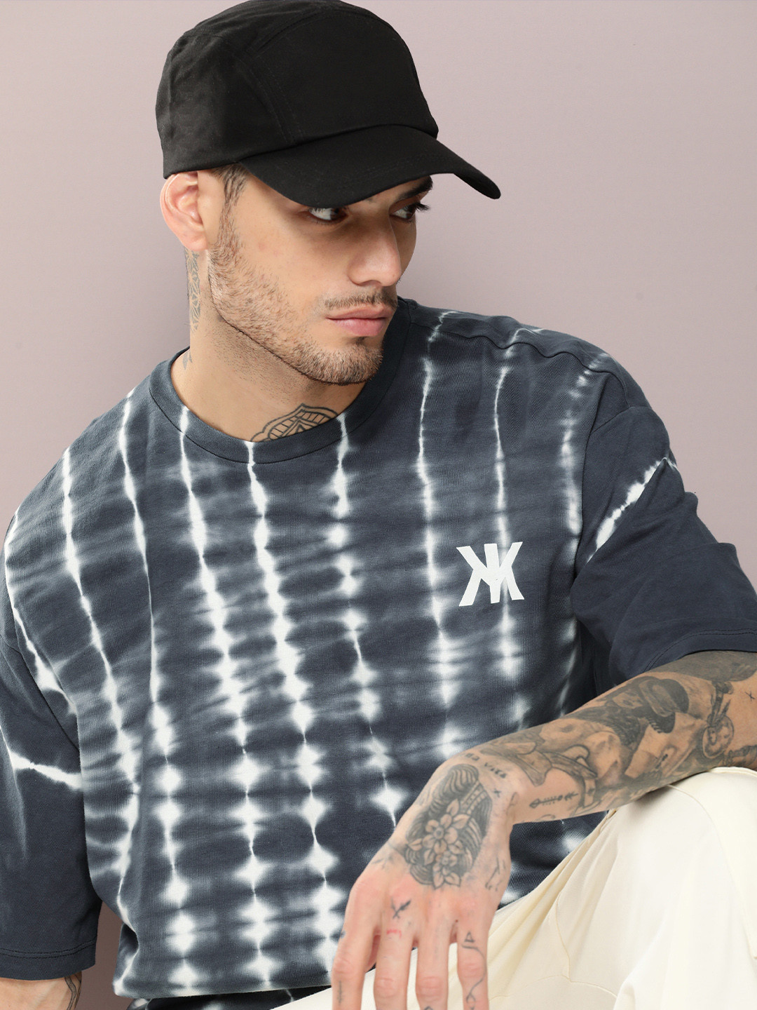 Kook N Keech Men Tie and Dye Drop-Shoulder Sleeves Oversized Pure Cotton T-shirt, Grey
Kook N Keech Men Tie and Dye Drop-Shoulder Sleeves Oversized Pure Cotton T-shirt, Grey