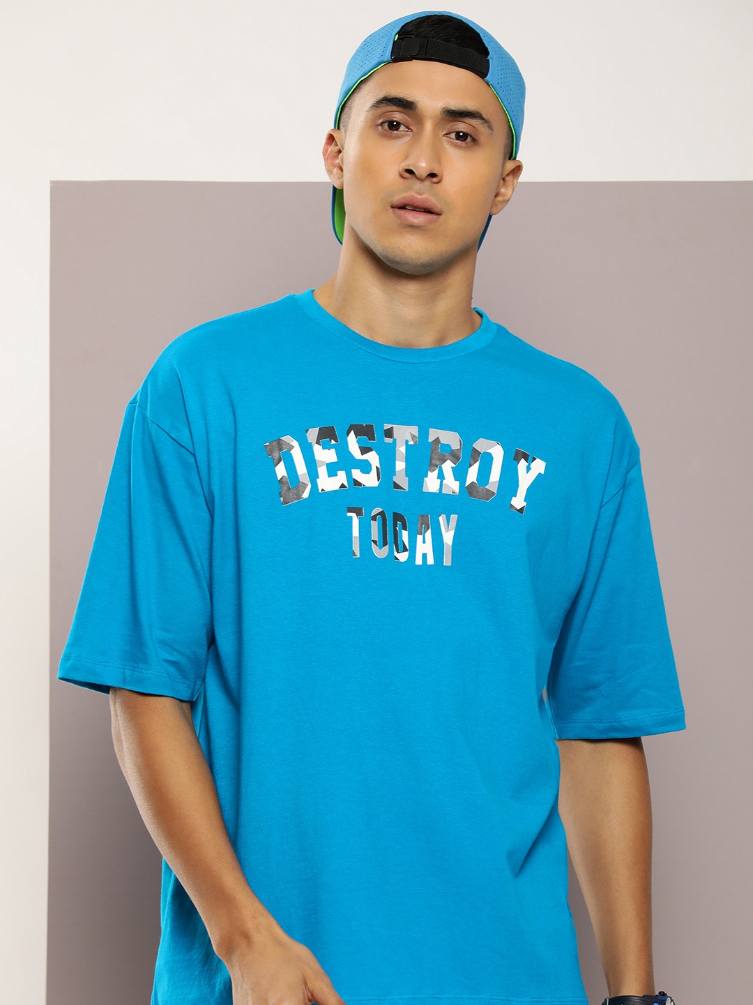 Kook N Keech Pure Cotton Typography Printed Drop-Shoulder Sleeves Oversized Fit T-shirt, Blue
Kook N Keech Pure Cotton Typography Printed Drop-Shoulder Sleeves Oversized Fit T-shirt, Blue