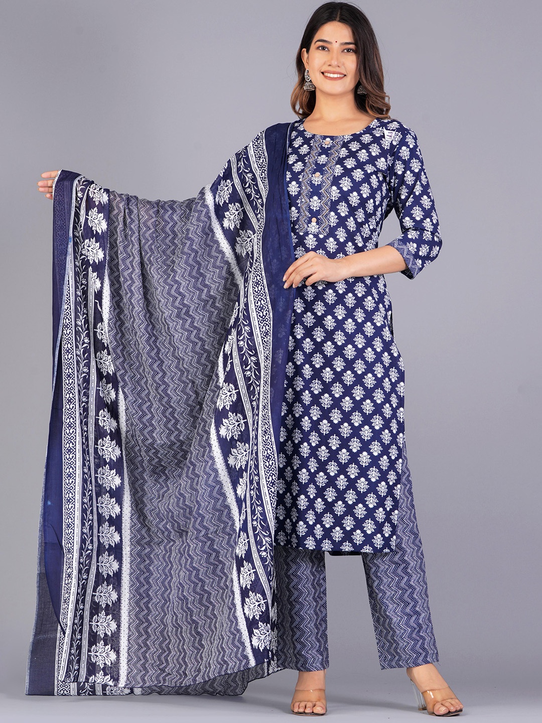 KALINI Ethnic Motifs Printed Regular Mirror Work Pure Cotton Kurta With Trousers & Dupatta, Navy blue
KALINI Ethnic Motifs Printed Regular Mirror Work Pure Cotton Kurta With Trousers & Dupatta, Navy blue