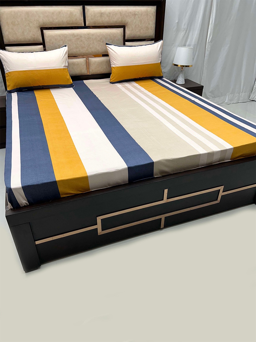Pure Decor Leisure Fur White & Yellow Striped 250 TC King Bedsheet With 2 Pillow Covers
Pure Decor Leisure Fur White & Yellow Striped 250 TC King Bedsheet With 2 Pillow Covers