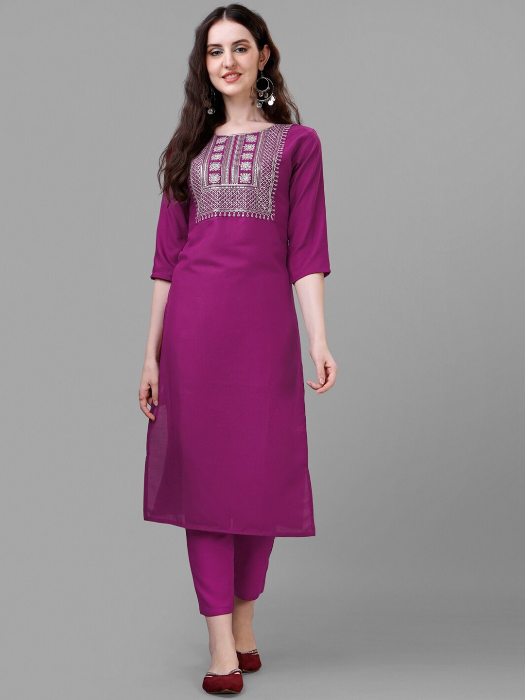 Femvy Ethnic Motifs Embroidered Yoke Design Zari & Sequined Straight Kurta With Trousers, Magenta
Femvy Ethnic Motifs Embroidered Yoke Design Zari & Sequined Straight Kurta With Trousers, Magenta