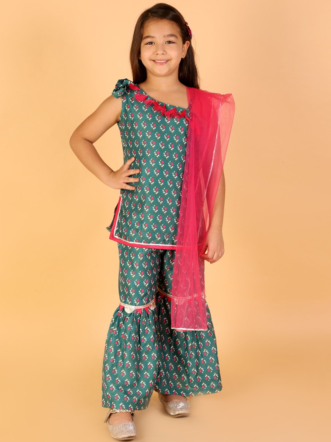 LIL DRAMA Girls Green Ethnic Motifs Printed Regular Kurta with Sharara & With Dupatta
LIL DRAMA Girls Green Ethnic Motifs Printed Regular Kurta with Sharara & With Dupatta