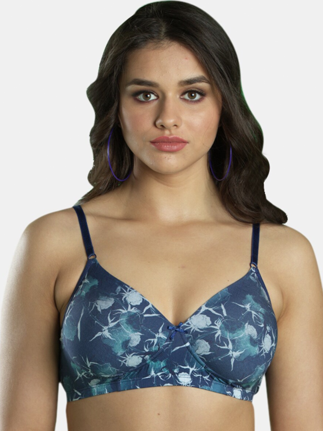Dazzle Floral Medium Coverage Lightly Padded All Day Comfort Seamless T-Shirt Bra, Navy blue
Dazzle Floral Medium Coverage Lightly Padded All Day Comfort Seamless T-Shirt Bra, Navy blue