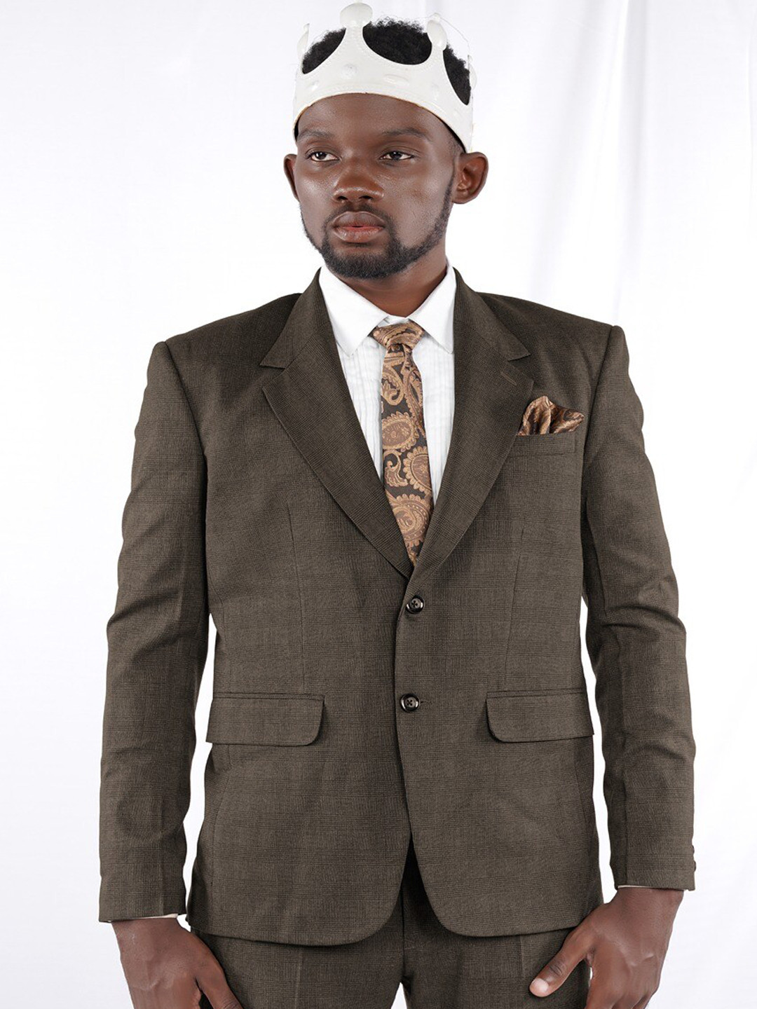 FRENCH CROWN Checked Peaked Lapel Single-Breasted Wool Blazer, Brown 
FRENCH CROWN Checked Peaked Lapel Single-Breasted Wool Blazer, Brown