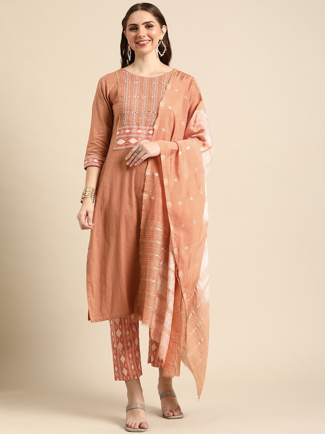 Anouk Women Ethnic Motifs Embroidered Thread Work Kurta with Trousers & With Dupatta, Rust
Anouk Women Ethnic Motifs Embroidered Thread Work Kurta with Trousers & With Dupatta, Rust