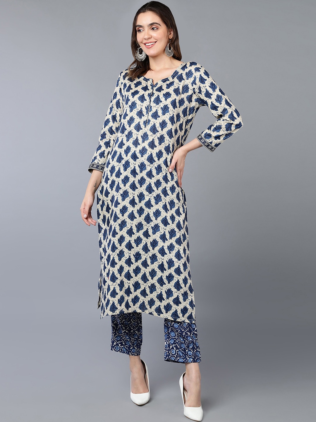 AHIKA White & Blue Ethnic Motifs Printed Pure Cotton Straight Kurta with Trousers
AHIKA White & Blue Ethnic Motifs Printed Pure Cotton Straight Kurta with Trousers