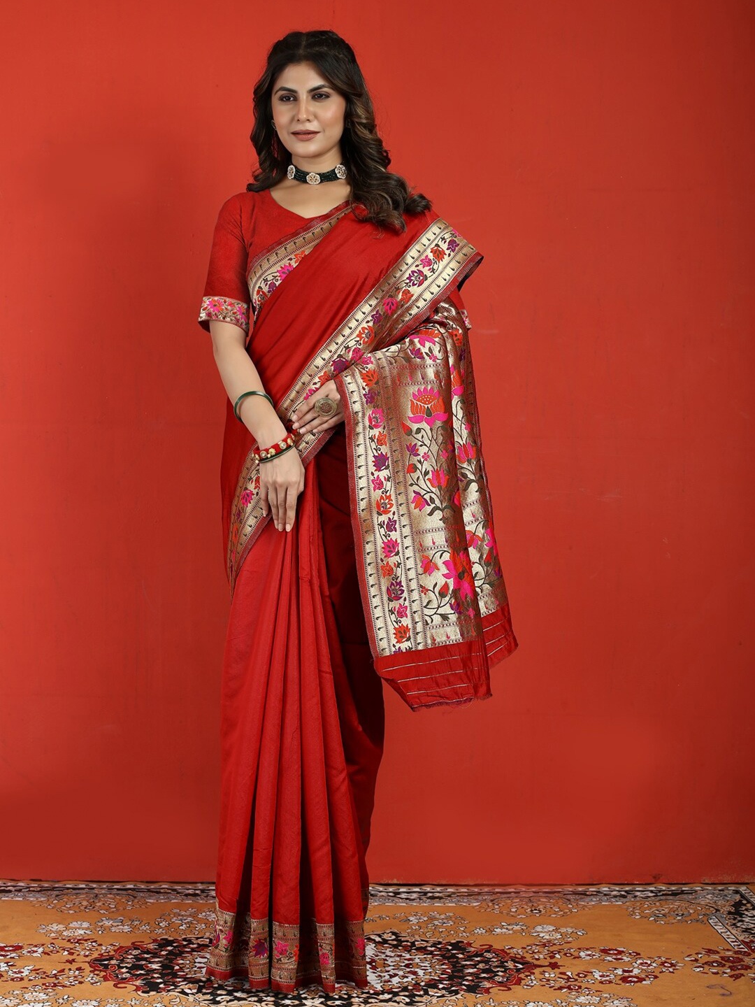 AVANTIKA FASHION Woven Design Border Zari Pure Silk Paithani Saree, Red
AVANTIKA FASHION Woven Design Border Zari Pure Silk Paithani Saree, Red