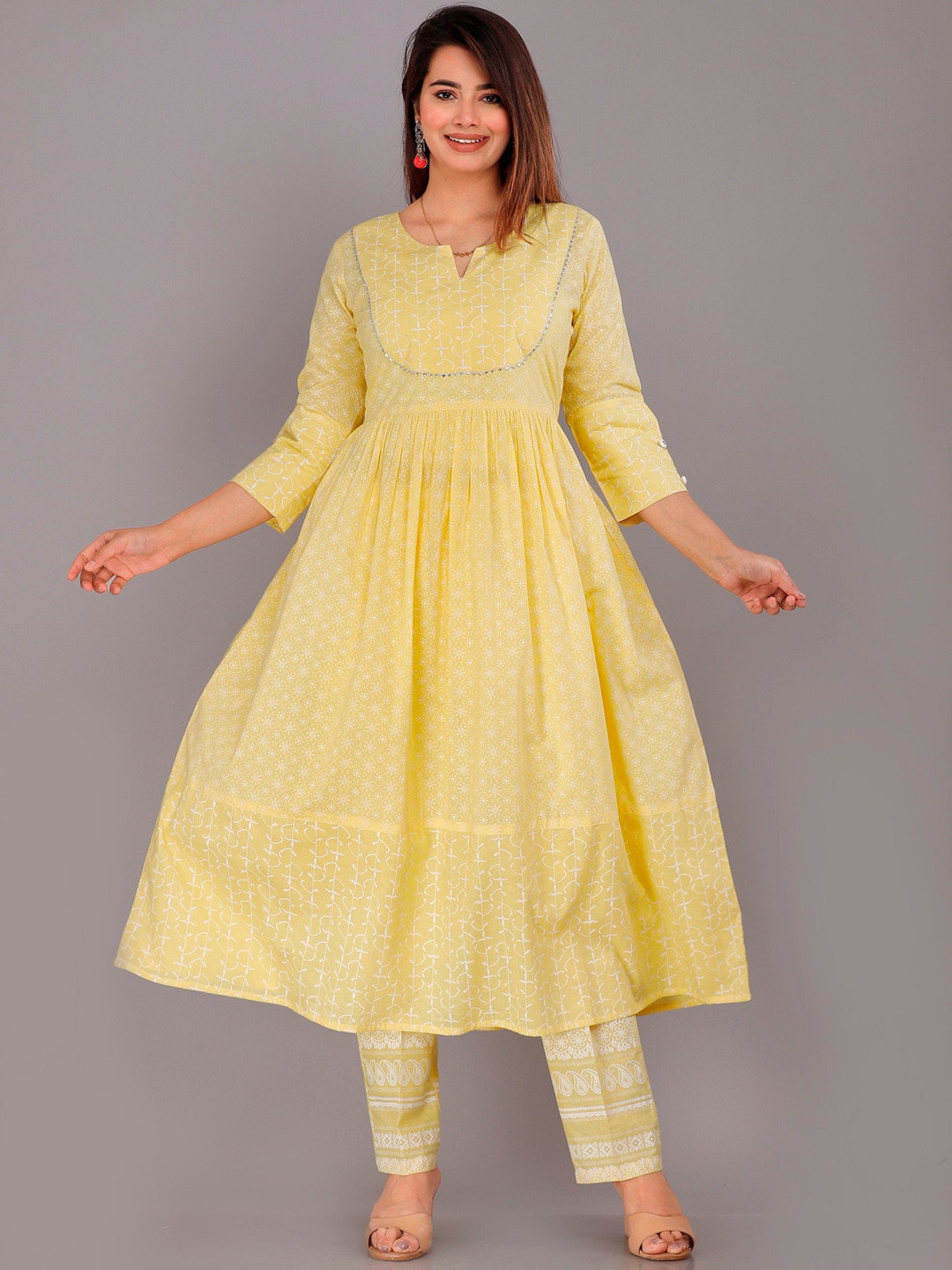 HERE&NOW Yellow & White Floral Printed Regular Thread Work Pure Cotton Kurta With Trousers
HERE&NOW Yellow & White Floral Printed Regular Thread Work Pure Cotton Kurta With Trousers
