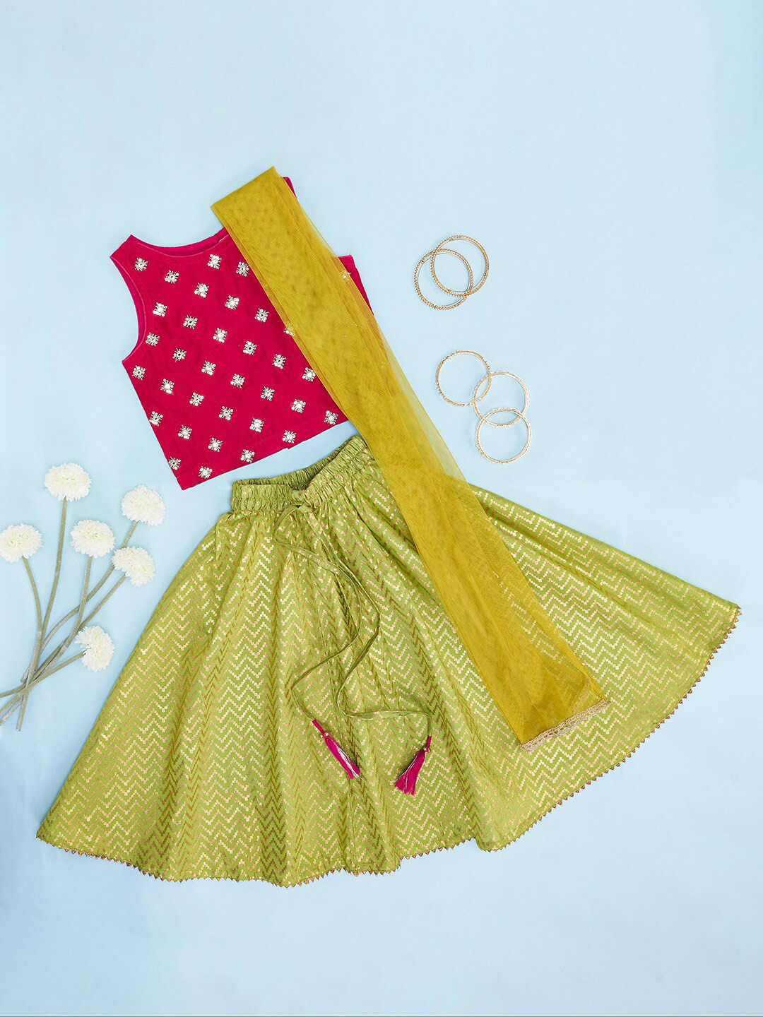 AKKRITI BY PANTALOONS Girls Embroidered Embellished Ready to Wear Lehenga Choli, Fuchsia
AKKRITI BY PANTALOONS Girls Embroidered Embellished Ready to Wear Lehenga Choli, Fuchsia