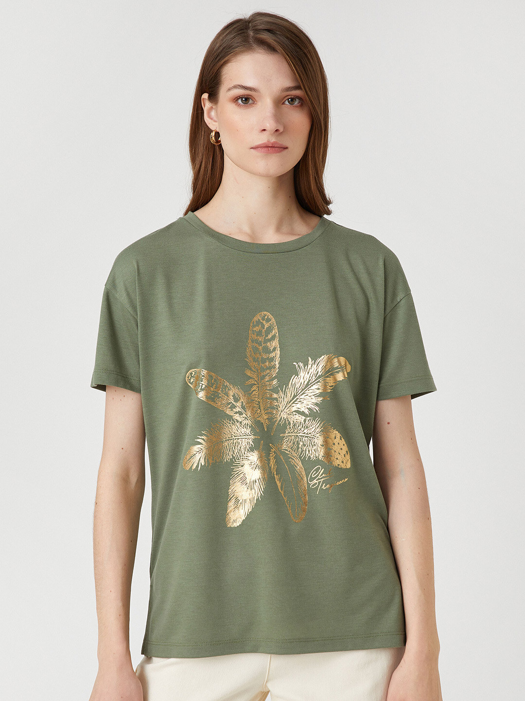 Koton Graphic Printed Drop Shoulder Sleeves T-shirt, Olive
Koton Graphic Printed Drop Shoulder Sleeves T-shirt, Olive