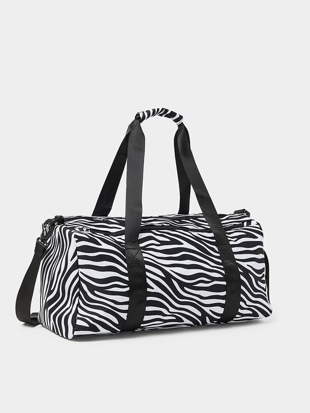 Styli Animal Printed Sports Duffle Bag, Black