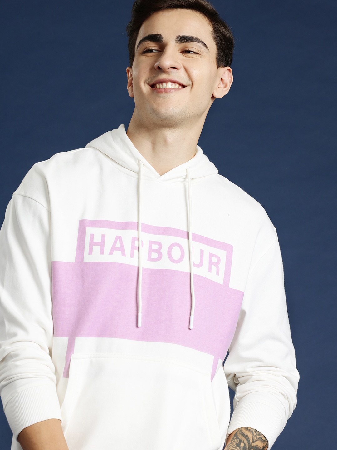 Mast & Harbour Colourblocked Brand Logo Printed Drop-Shoulder Sleeves Hooded Sweatshirt, White
Mast & Harbour Colourblocked Brand Logo Printed Drop-Shoulder Sleeves Hooded Sweatshirt, White