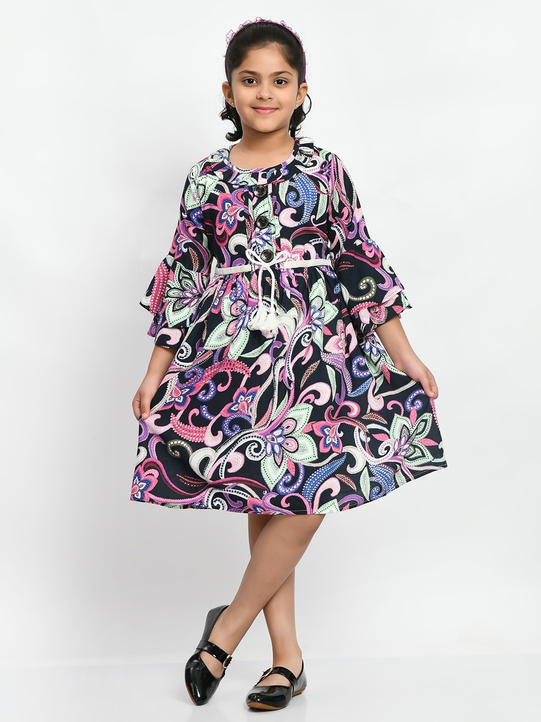Bella Moda Girls Floral Printed Bell Sleeve Pure Cotton Fit & Flare Dress, Black
Bella Moda Girls Floral Printed Bell Sleeve Pure Cotton Fit & Flare Dress, Black