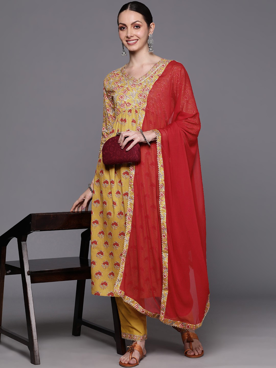 Indo Era Floral Printed Empire Gotta Patti Pure Cotton Kurta with Trousers & With, Mustard
Indo Era Floral Printed Empire Gotta Patti Pure Cotton Kurta with Trousers & With, Mustard