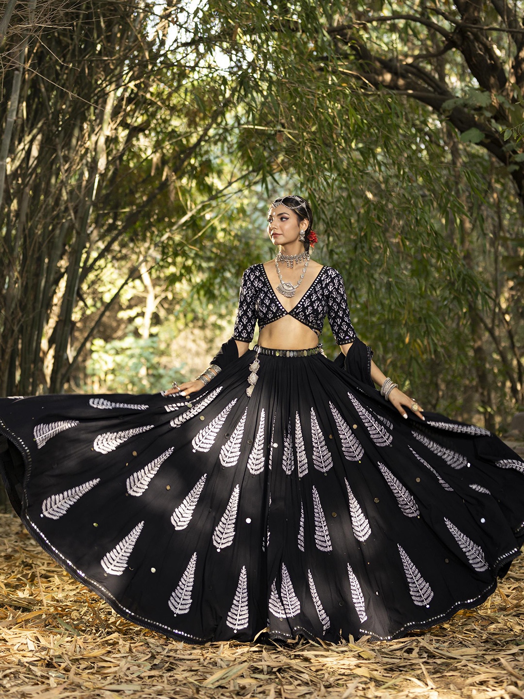 SCAKHI Floral Printed Mirror Work Ready to Wear Cotton Lehenga & Blouse With Dupatta, Black
SCAKHI Floral Printed Mirror Work Ready to Wear Cotton Lehenga & Blouse With Dupatta, Black