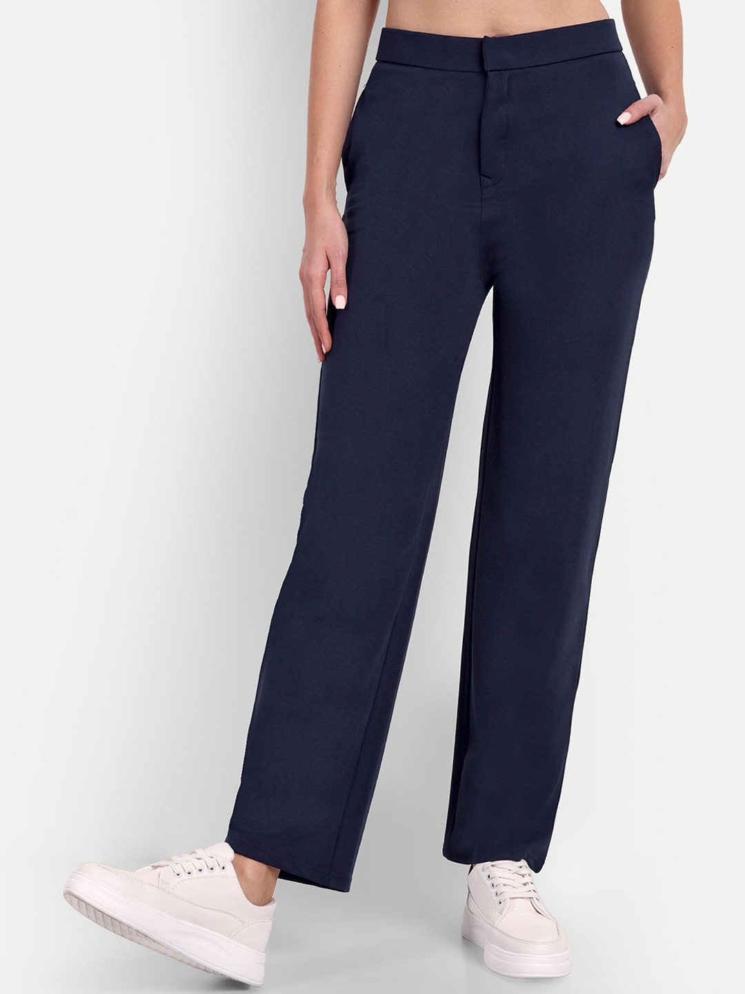 BROADSTAR Women Relaxed Straight Leg Straight Fit High-Rise Easy Wash Trousers, Navy blue
BROADSTAR Women Relaxed Straight Leg Straight Fit High-Rise Easy Wash Trousers, Navy blue