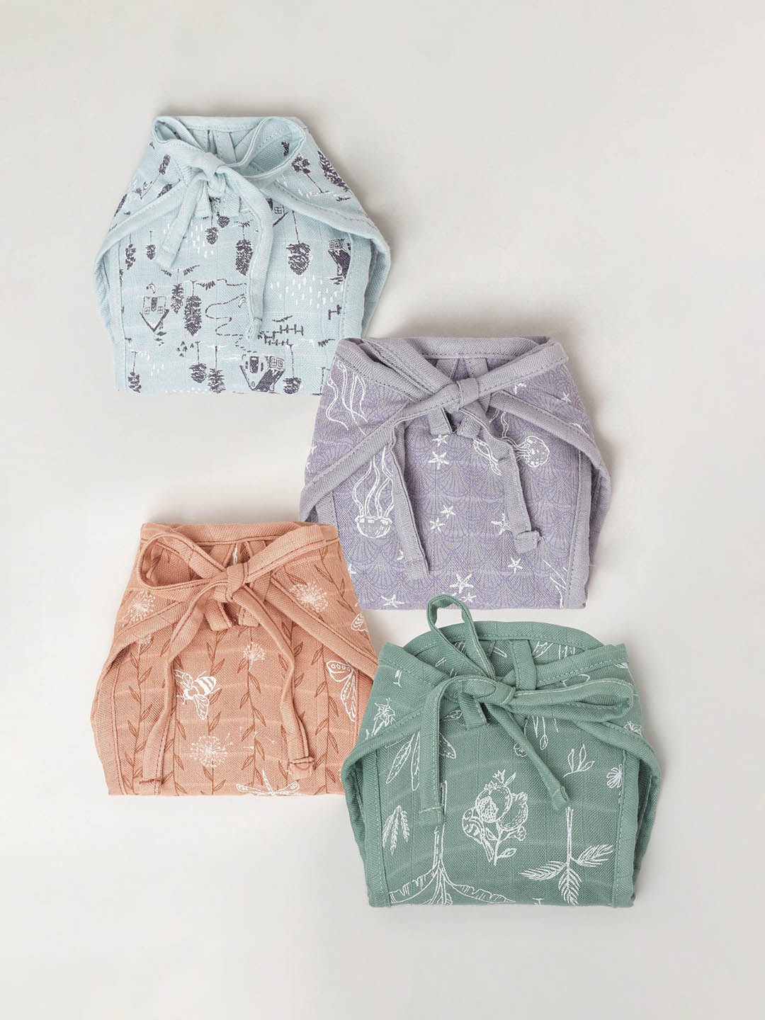 cocoon care Set Of 4 Printed Highly-Soft & Eco-Friendly Bamboo Nappy for 3-6 M Infants, Blue
cocoon care Set Of 4 Printed Highly-Soft & Eco-Friendly Bamboo Nappy for 3-6 M Infants, Blue