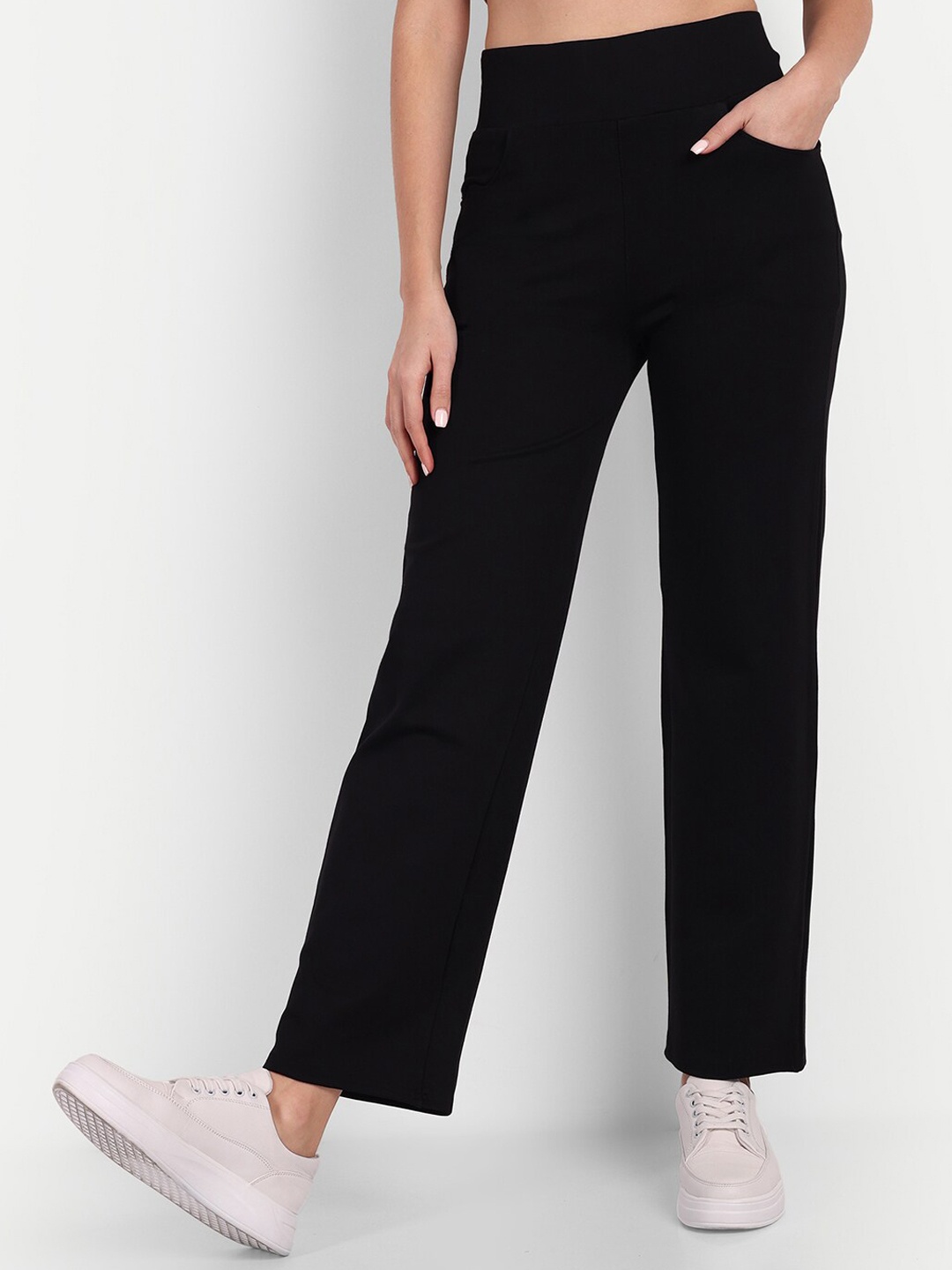 Next One Women Relaxed Straight Leg Straight Fit High-Rise Easy Wash Trousers, Black
Next One Women Relaxed Straight Leg Straight Fit High-Rise Easy Wash Trousers, Black