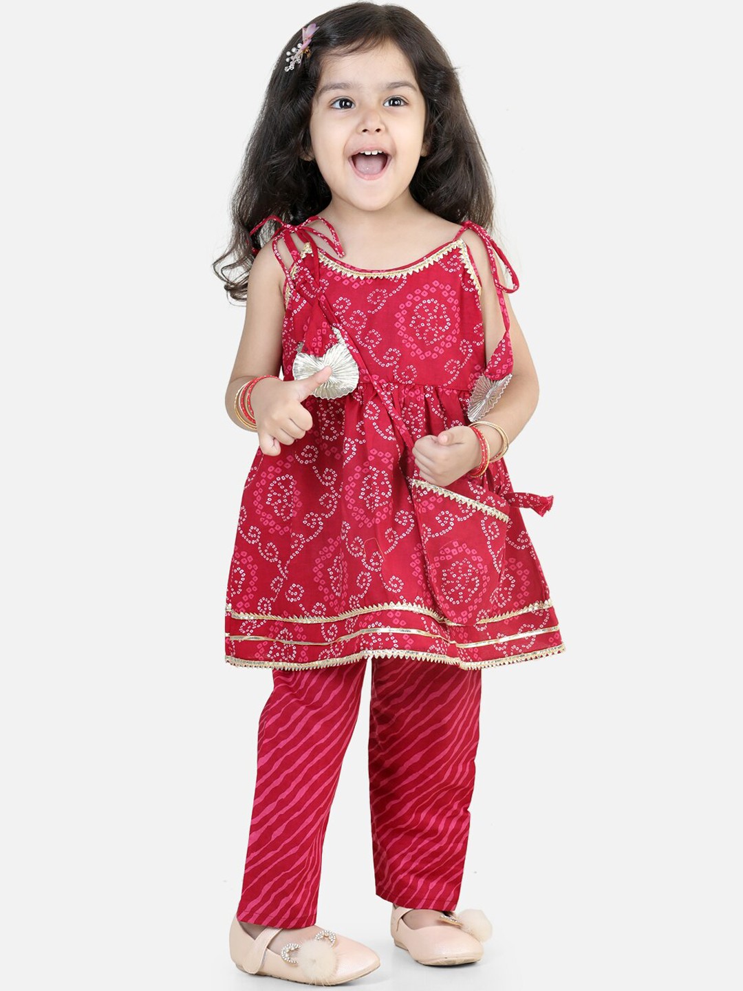 BownBee Girls Bandhani Printed Pleated Gotta Patti Pure Cotton Kurti With Trousers, Red
BownBee Girls Bandhani Printed Pleated Gotta Patti Pure Cotton Kurti With Trousers, Red