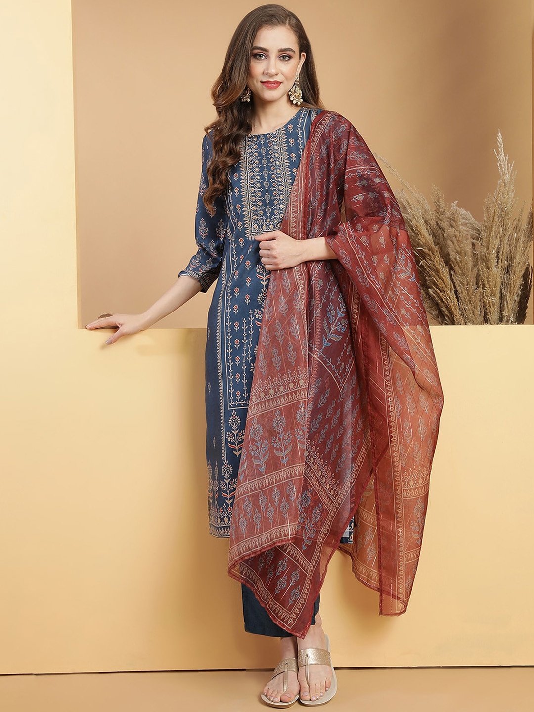 Be Indi Women Ethnic Motifs Printed Round Neck Kurta Set with Trouser & Dupatta, Blue
Be Indi Women Ethnic Motifs Printed Round Neck Kurta Set with Trouser & Dupatta, Blue