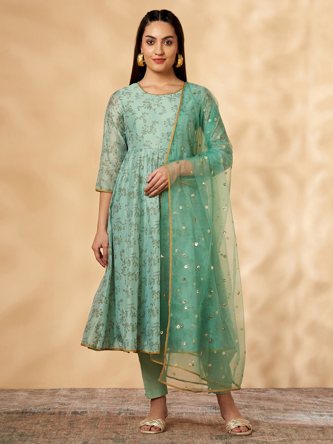 IMARA Floral Printed Embroidered Sequinned Anarkali Kurta with Churidar & Dupatta, Blue
IMARA Floral Printed Embroidered Sequinned Anarkali Kurta with Churidar & Dupatta, Blue
