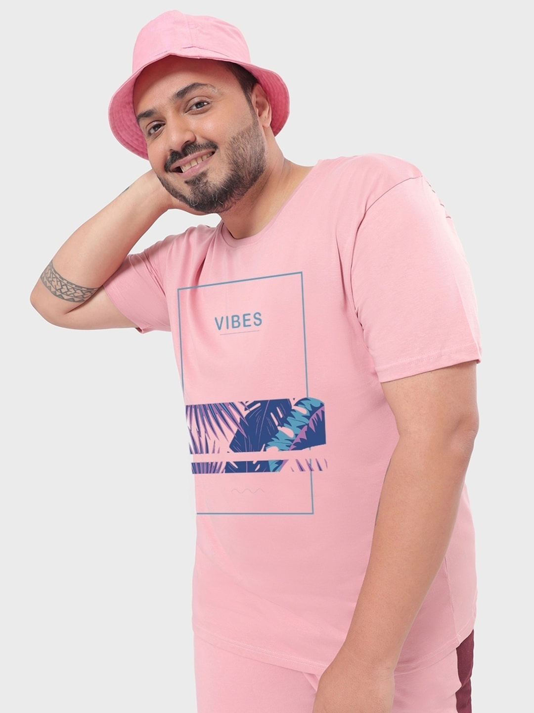 Bewakoof Tropical Vibes Graphic Printed Plus Size T-shirt, Pink