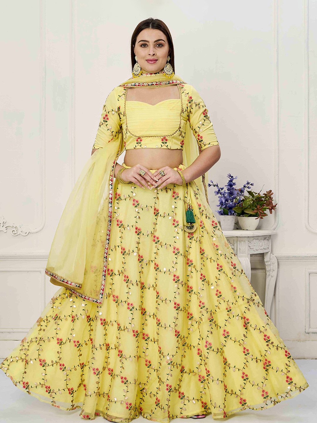 Ethnovog Embroidered Thread Work Ready to Wear Lehenga & Blouse With Dupatta, Yellow
Ethnovog Embroidered Thread Work Ready to Wear Lehenga & Blouse With Dupatta, Yellow