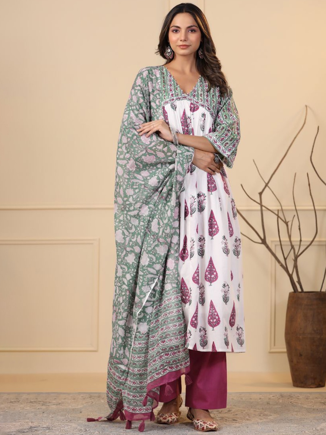 Shuddhi Floral Printed Empire Pure Cotton Anarkali Kurta with Trousers & Dupatta, White
Shuddhi Floral Printed Empire Pure Cotton Anarkali Kurta with Trousers & Dupatta, White