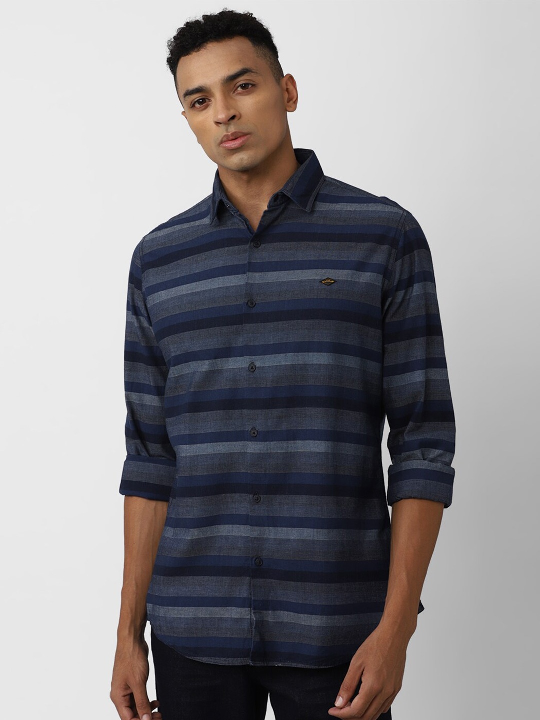 

VAN HEUSEN DENIM LABS Slim Fit Horizontal Striped Casual Pure Cotton Shirt, Navy blue