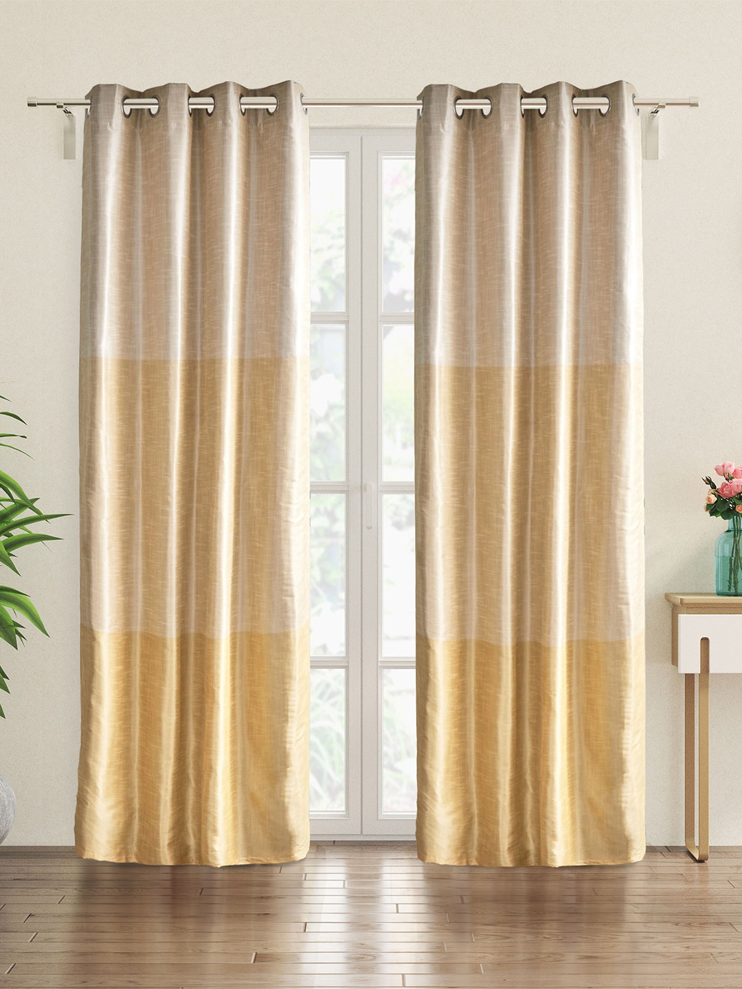 Home Centre Sierra Beige & Gold-Toned 2 Pieces Colourblocked Black Out Door Curtains
Home Centre Sierra Beige & Gold-Toned 2 Pieces Colourblocked Black Out Door Curtains