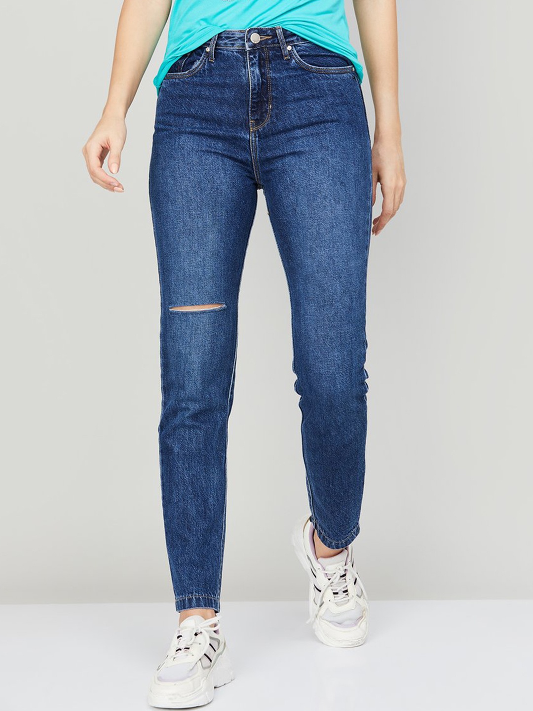 Xpose Women Comfort Mom Fit High-Rise Low Distress Heavy Fade Pure Cotton Jeans, Blue
Xpose Women Comfort Mom Fit High-Rise Low Distress Heavy Fade Pure Cotton Jeans, Blue