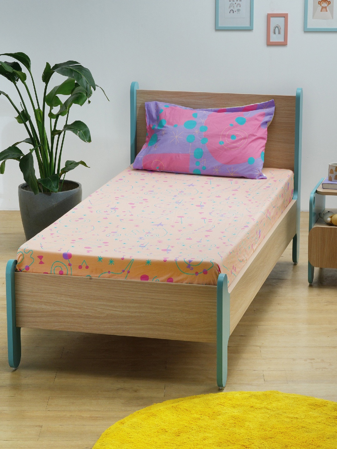 Smartsters Miros Magic Peach-Coloured Printed 180TC Cotton Single Bedsheet & Pillow Covers
Smartsters Miros Magic Peach-Coloured Printed 180TC Cotton Single Bedsheet & Pillow Covers