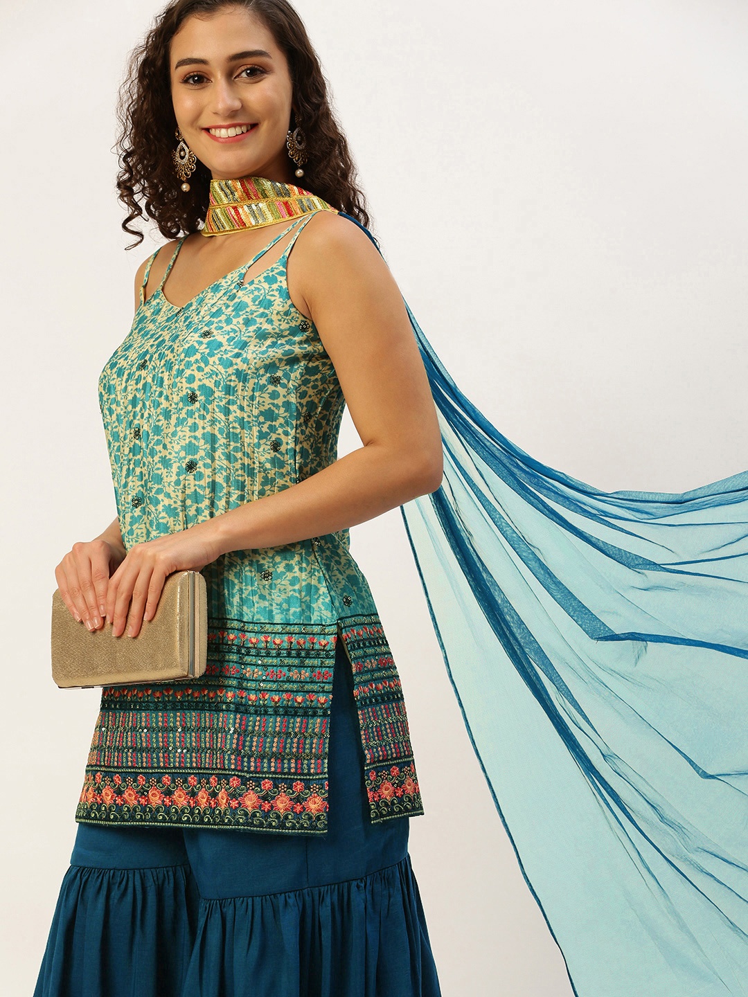 Ethnovog Women Floral Embroidered Regular Sequinned Kurti with Sharara & With Dupatta, Blue
Ethnovog Women Floral Embroidered Regular Sequinned Kurti with Sharara & With Dupatta, Blue