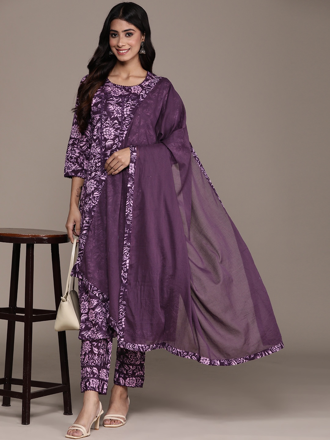 Anubhutee Women Floral Printed Regular Pure Cotton Kurta with Trousers & Dupatta, Purple
Anubhutee Women Floral Printed Regular Pure Cotton Kurta with Trousers & Dupatta, Purple