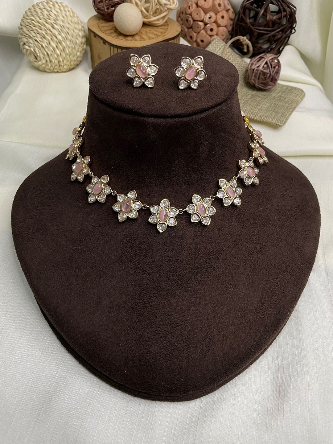 ABDESIGNS Gold-Plated Kundan-Studded Jewellery Set