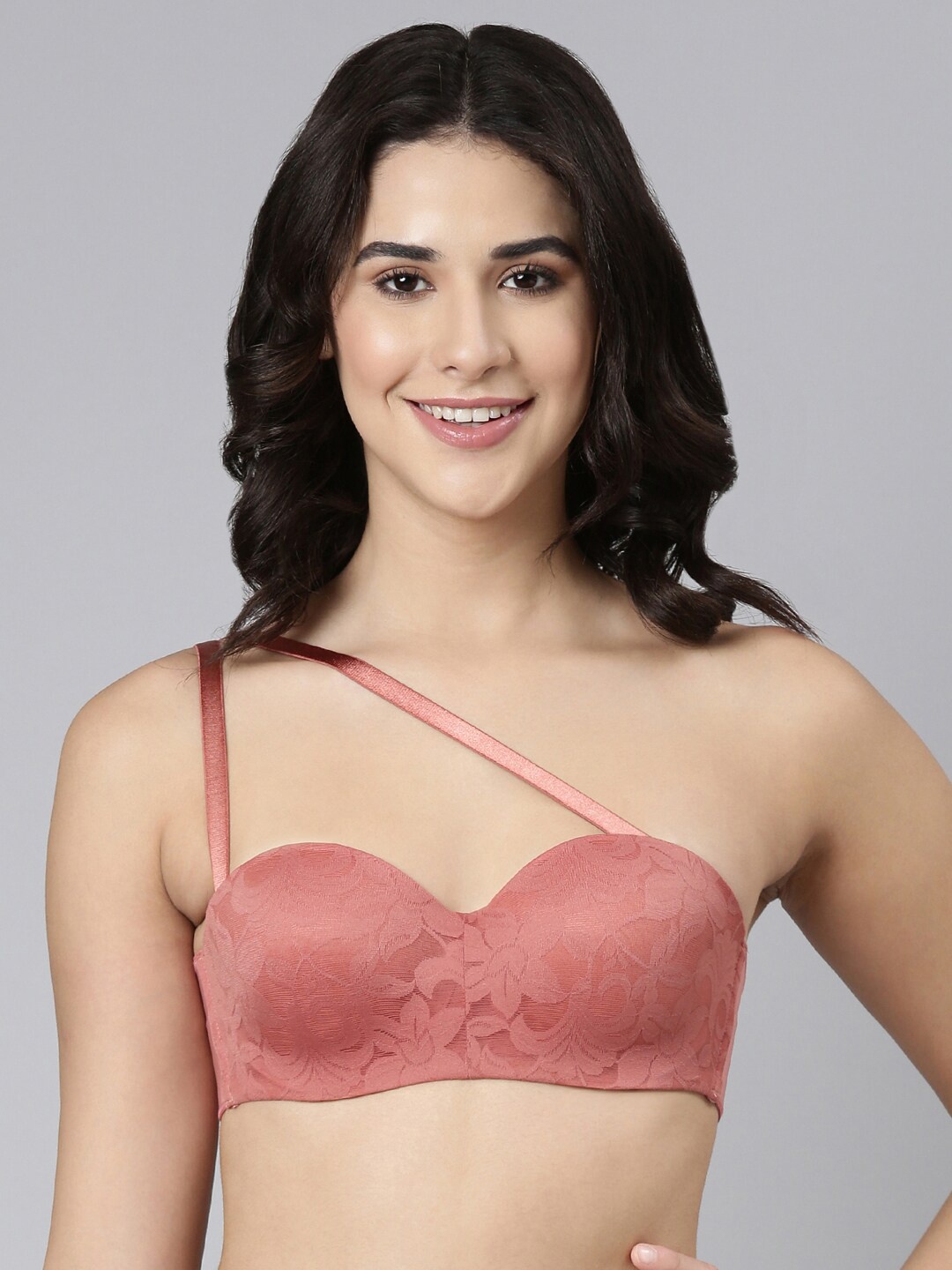 Enamor Lace All Day Comfort Medium Coverage Underwired Lightly Padded Cut and Sew Bra, Pink
Enamor Lace All Day Comfort Medium Coverage Underwired Lightly Padded Cut and Sew Bra, Pink