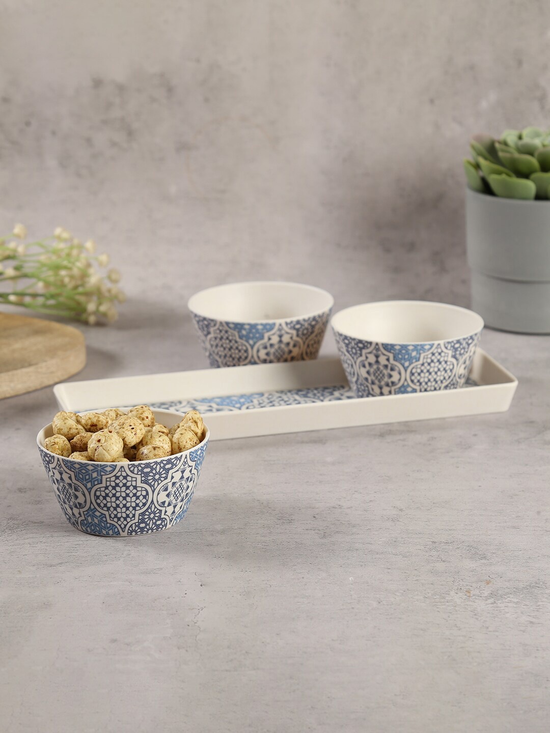 India Circus by Krsnaa Mehta 4 Pcs Cream-Colored & Blue Printed Ceramic Bowls & Tray Set
India Circus by Krsnaa Mehta 4 Pcs Cream-Colored & Blue Printed Ceramic Bowls & Tray Set